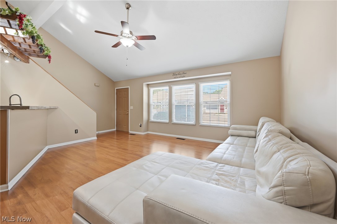3419 Eagles Loft Cortland OH 44410
