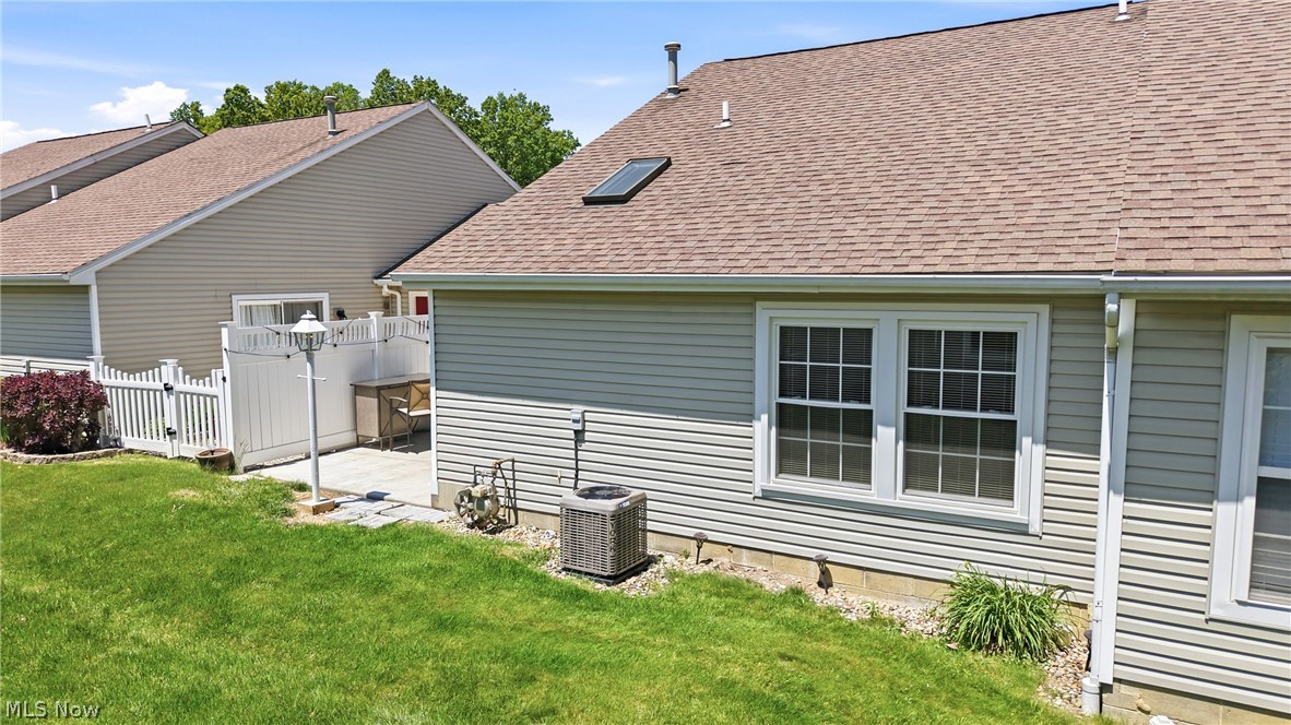 3419 Eagles Loft Cortland OH 44410