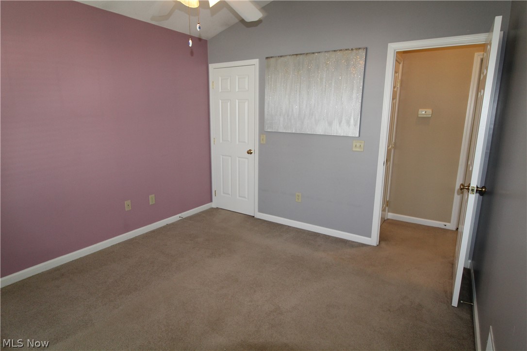 13 Hedgerows New Middletown OH 44442