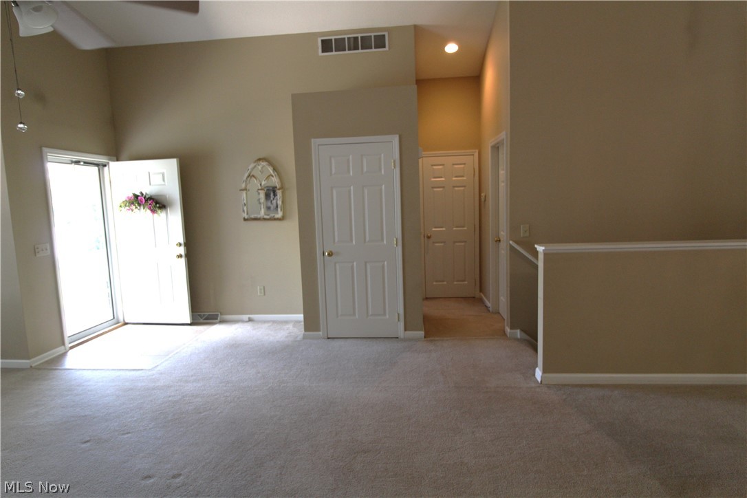 13 Hedgerows New Middletown OH 44442