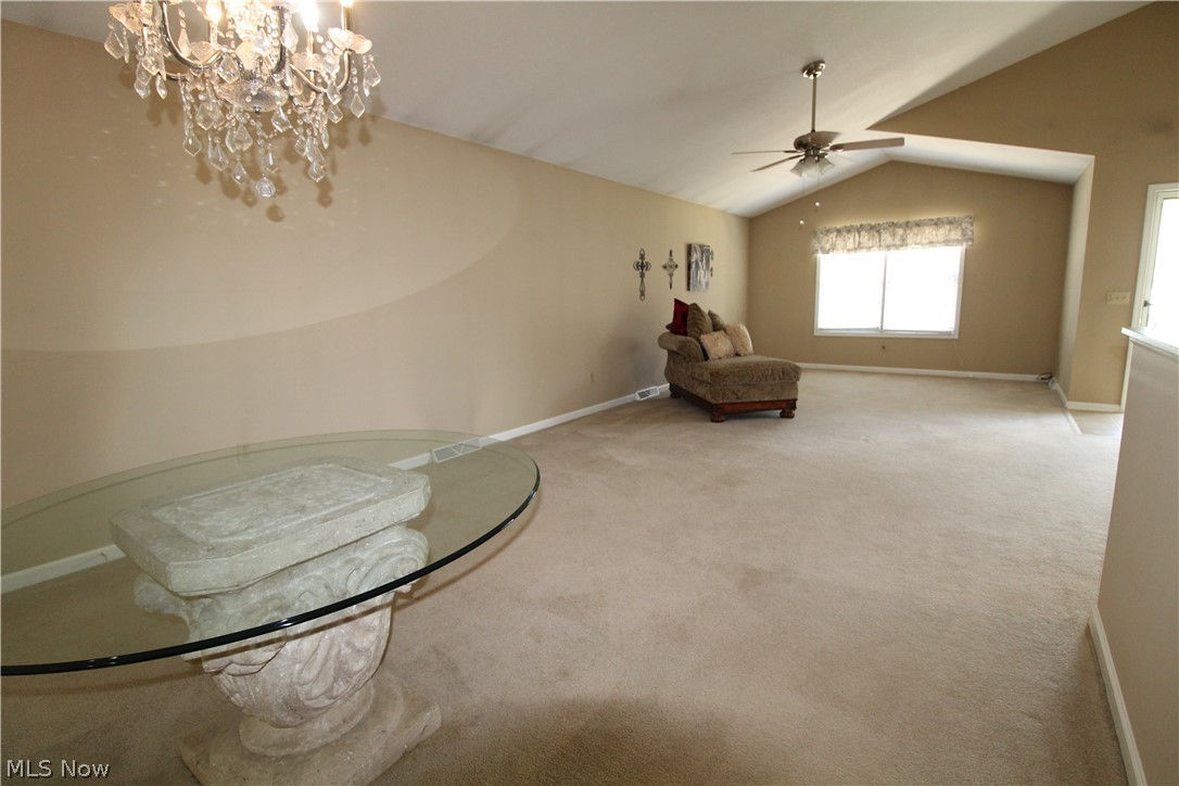 13 Hedgerows New Middletown OH 44442