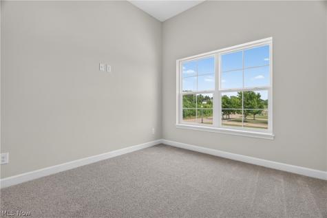 469 Harbor Lane Lorain OH 44052