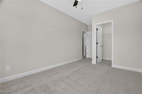 469 Harbor Lane Lorain OH 44052