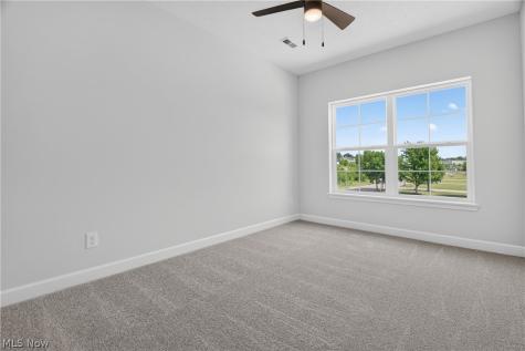 469 Harbor Lane Lorain OH 44052