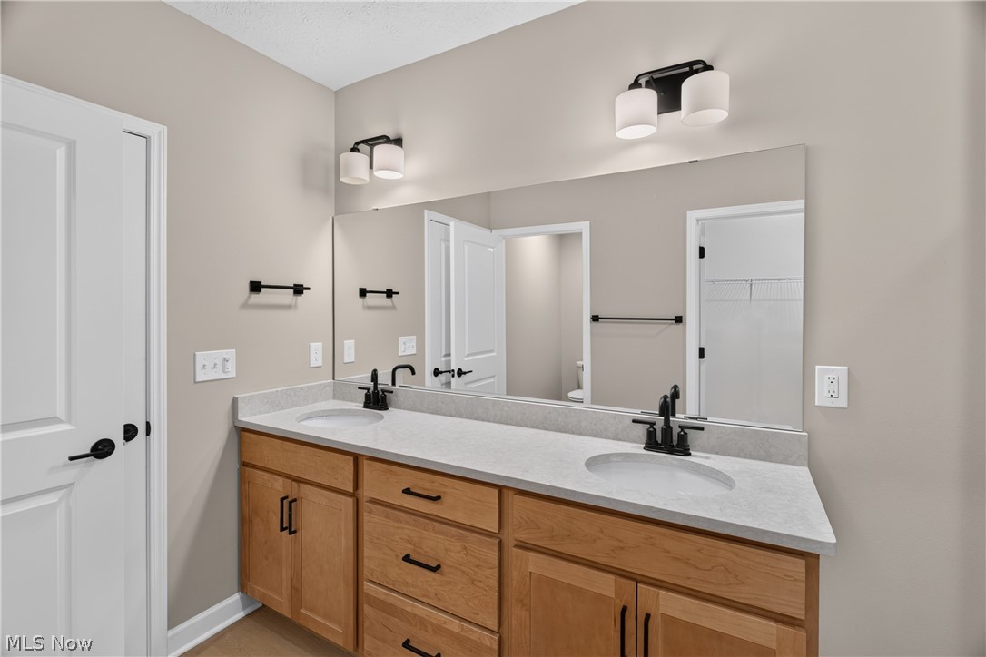 469 Harbor Lane Lorain OH 44052