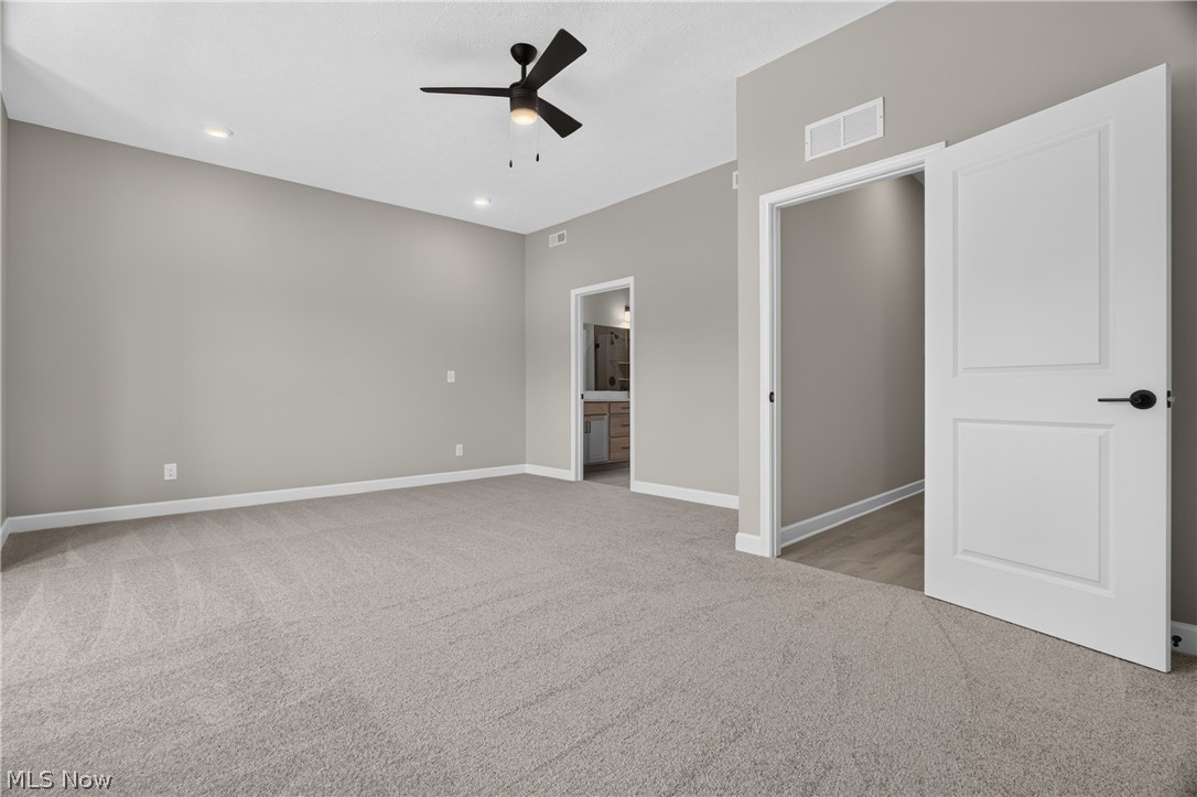 469 Harbor Lane Lorain OH 44052