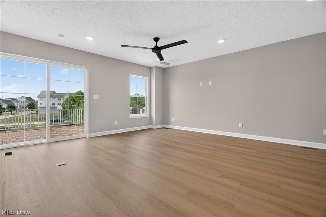 469 Harbor Lane Lorain OH 44052