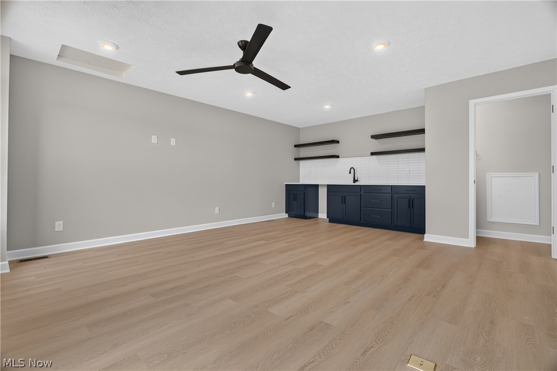 469 Harbor Lane Lorain OH 44052