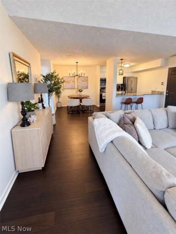 8609 Scenicview Drive Broadview Heights OH 44147