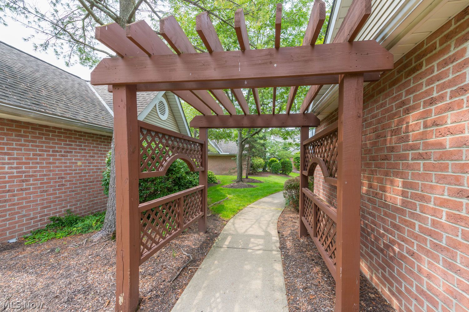 648 Brick Mill Run Westlake OH 44145