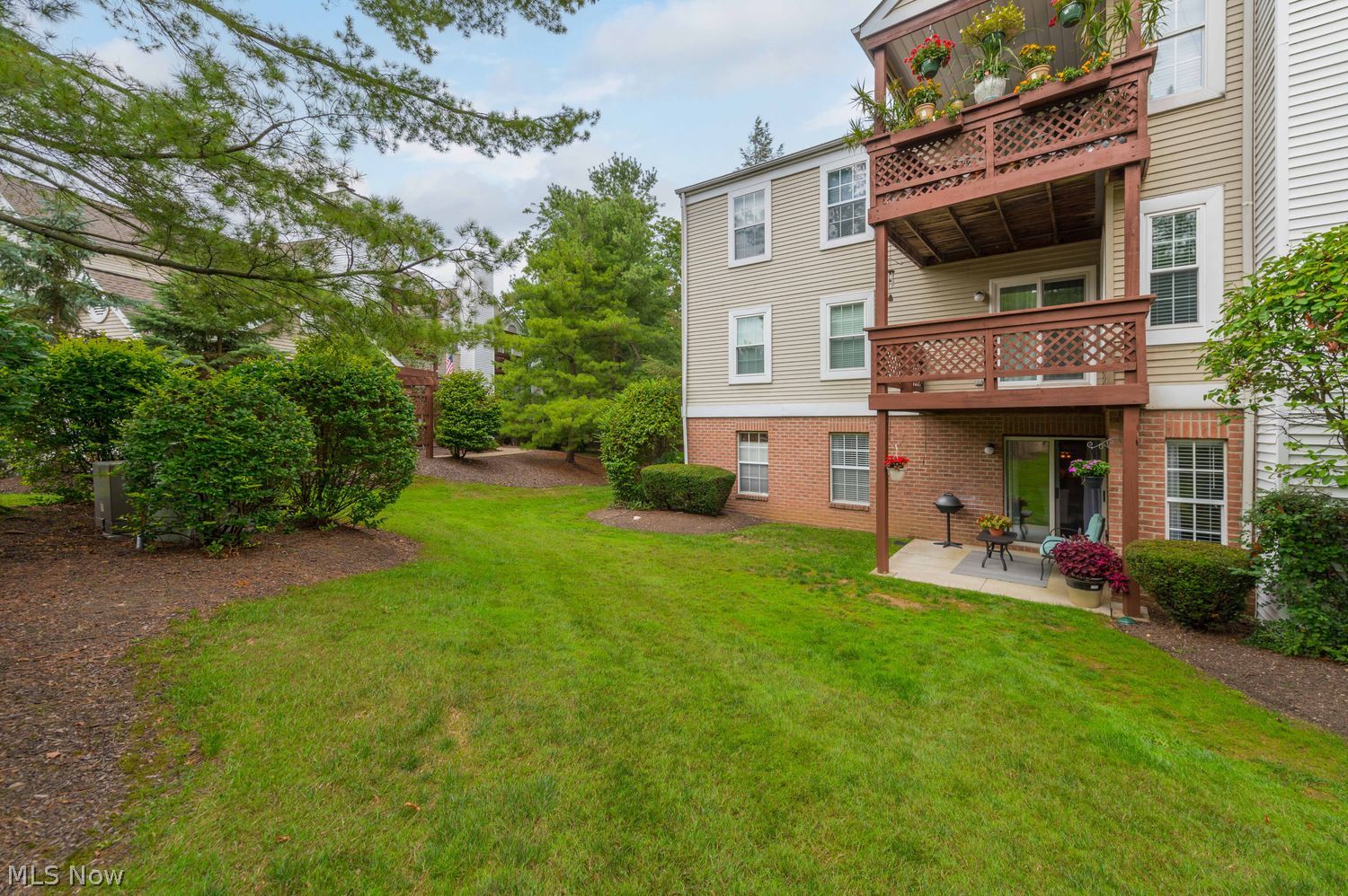 648 Brick Mill Run Westlake OH 44145