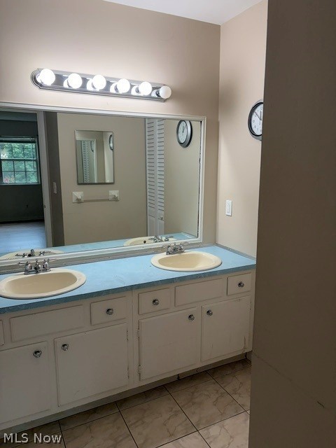 369 Quarry Lane Warren OH 44483