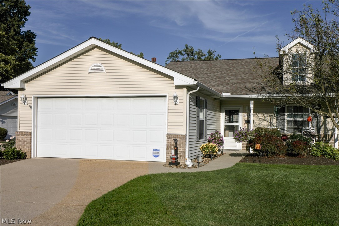 312 W Glen Elyria OH 44035