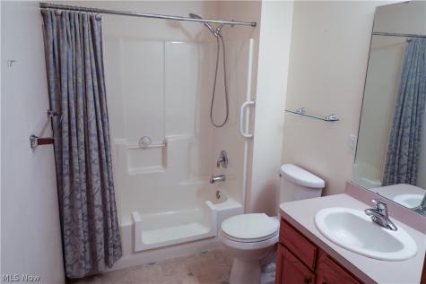 312 W Glen Elyria OH 44035