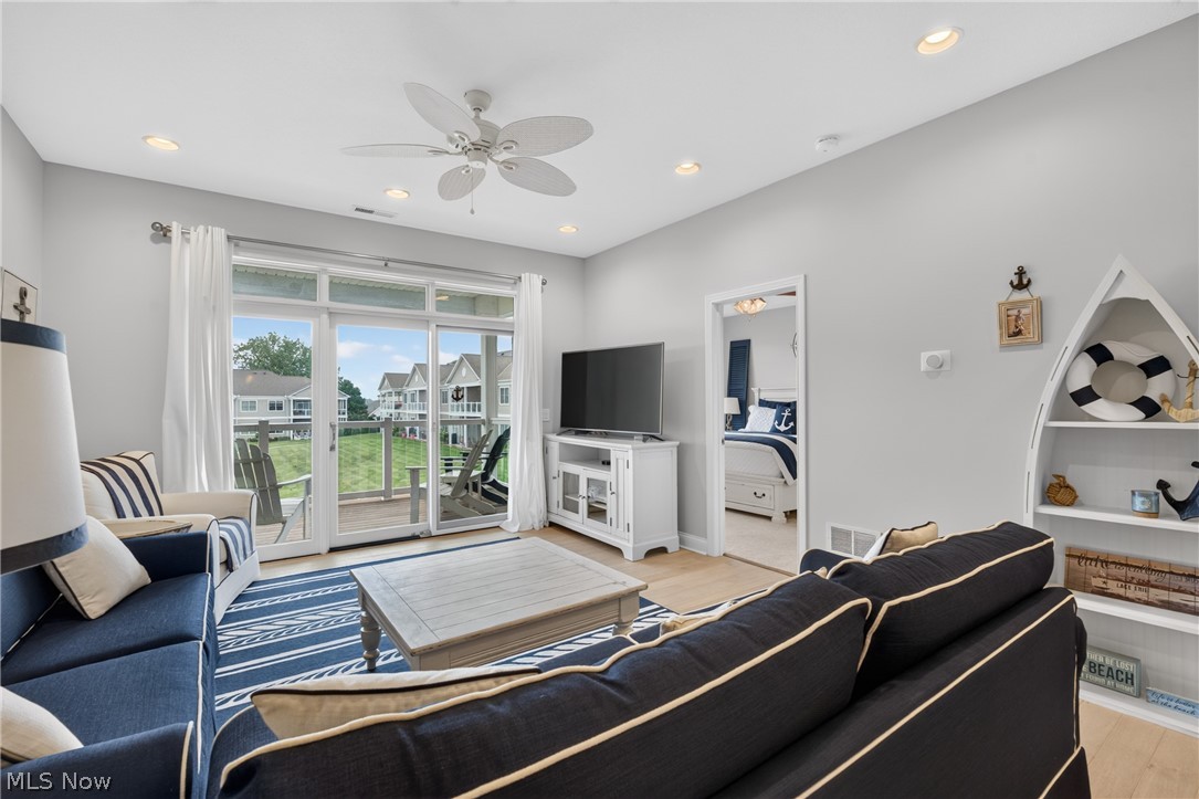 3191 N Beach Towne Court Port Clinton OH 43452