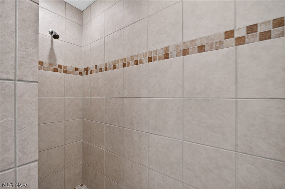 3191 N Beach Towne Court Port Clinton OH 43452