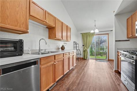 445 E Reserve Drive Cuyahoga Falls OH 44223