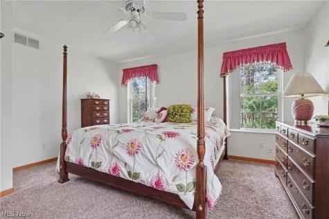 445 E Reserve Drive Cuyahoga Falls OH 44223