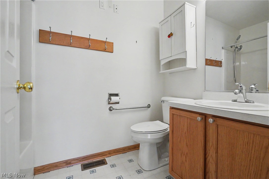 445 E Reserve Drive Cuyahoga Falls OH 44223