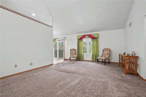 445 E Reserve Drive Cuyahoga Falls OH 44223