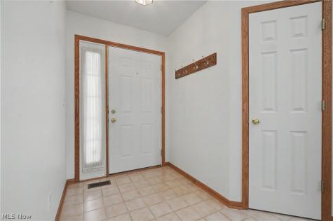 445 E Reserve Drive Cuyahoga Falls OH 44223