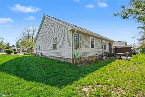 445 E Reserve Drive Cuyahoga Falls OH 44223