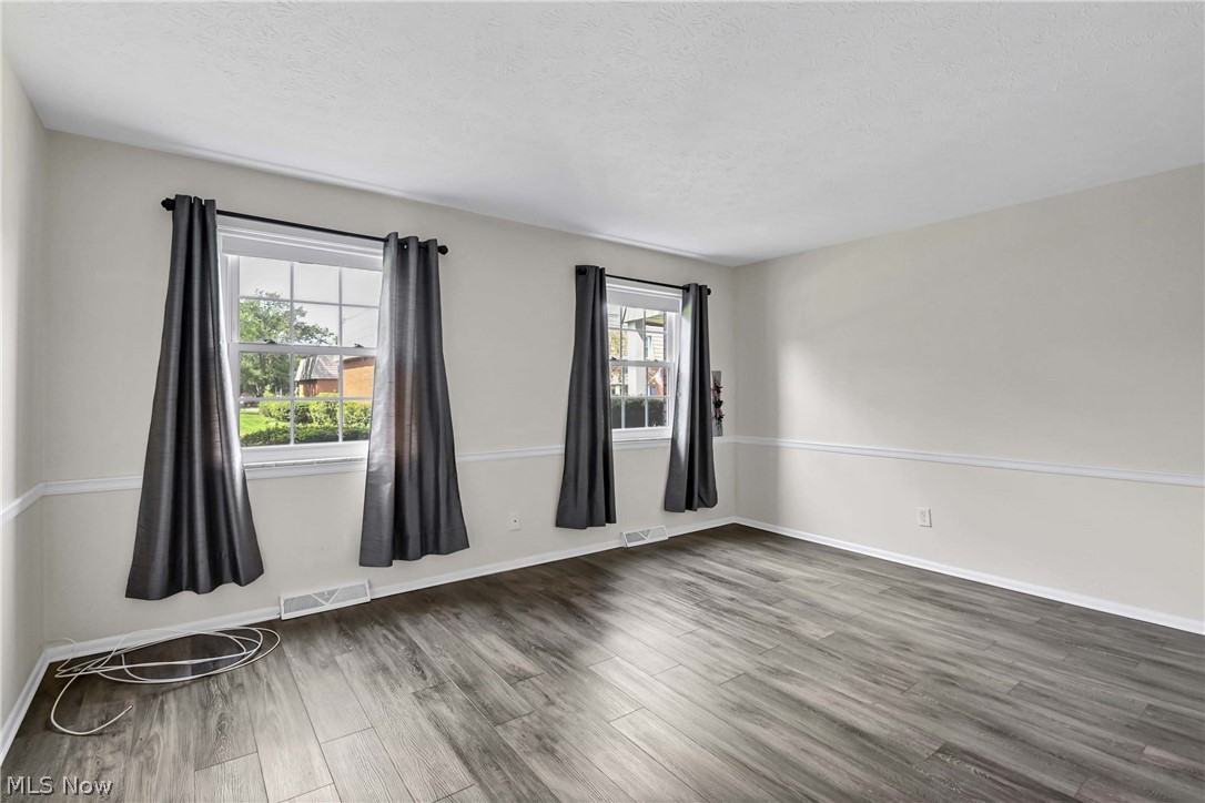 2793 Pease Drive Rocky River OH 44116