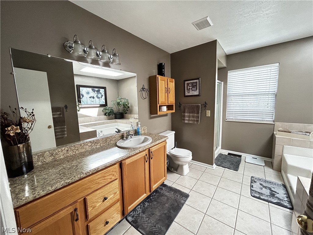 9605 E Idlewood Drive Twinsburg OH 44087