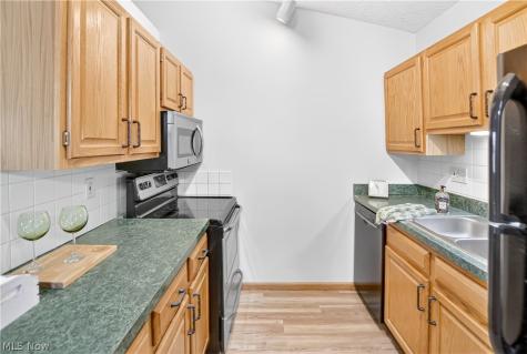 35965 Westminister Avenue North Ridgeville OH 44039