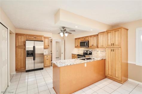 928 Sturbridge Drive Akron OH 44313