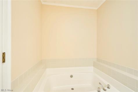 928 Sturbridge Drive Akron OH 44313