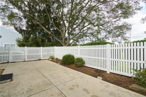 928 Sturbridge Drive Akron OH 44313