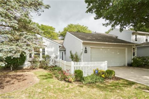 928 Sturbridge Drive Akron OH 44313