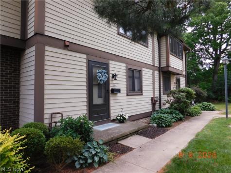 934 Hampton Ridge Drive Akron OH 44313