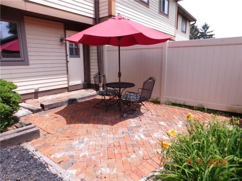 934 Hampton Ridge Drive Akron OH 44313