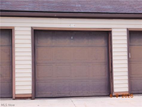 934 Hampton Ridge Drive Akron OH 44313