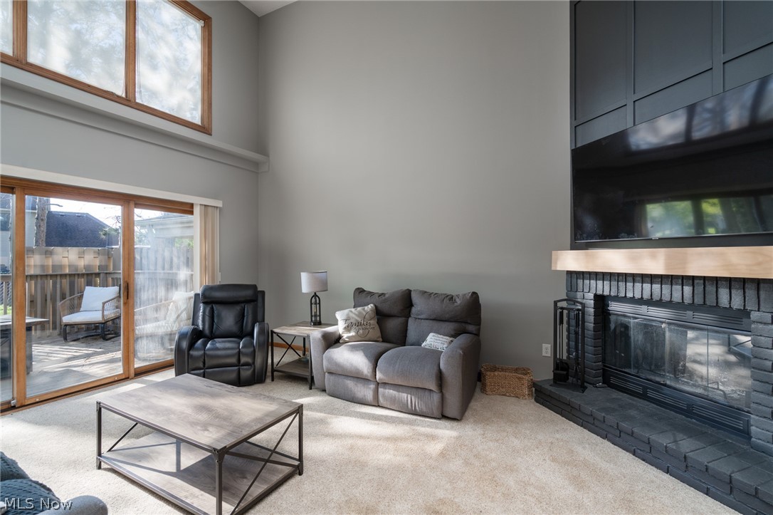119 Ambleside Way Amherst OH 44001