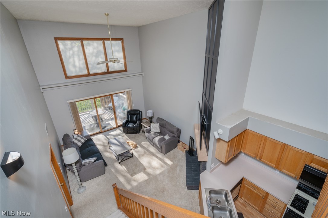 119 Ambleside Way Amherst OH 44001