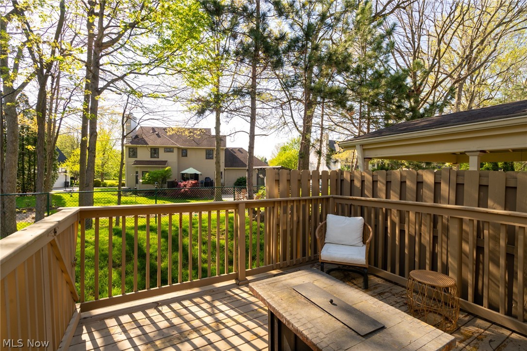 119 Ambleside Way Amherst OH 44001