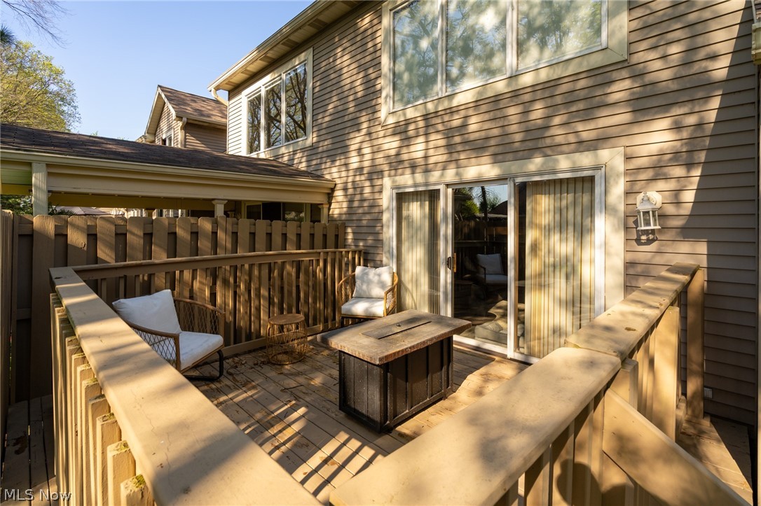 119 Ambleside Way Amherst OH 44001
