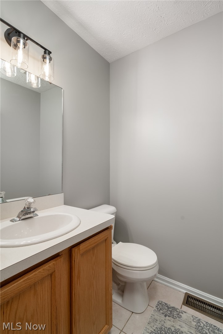 119 Ambleside Way Amherst OH 44001