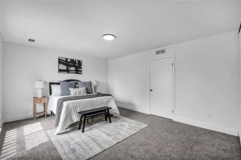 6330 Greenwood Northfield OH 44067