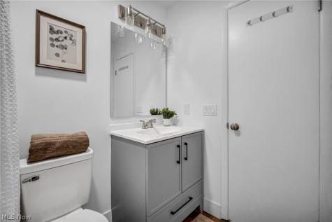 6330 Greenwood Northfield OH 44067