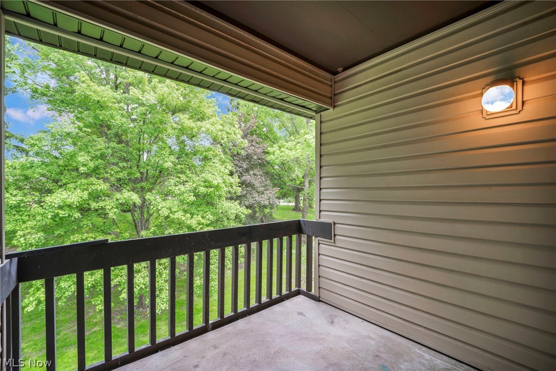 6330 Greenwood Northfield OH 44067