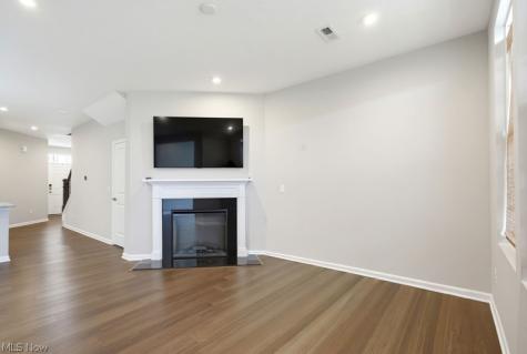 850 Dipper Lane Aurora OH 44202