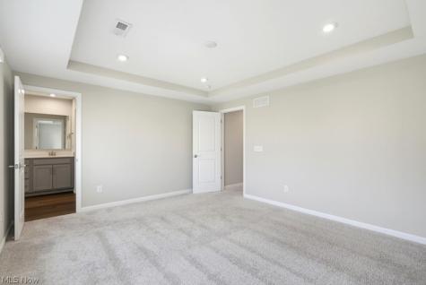 850 Dipper Lane Aurora OH 44202