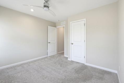 850 Dipper Lane Aurora OH 44202
