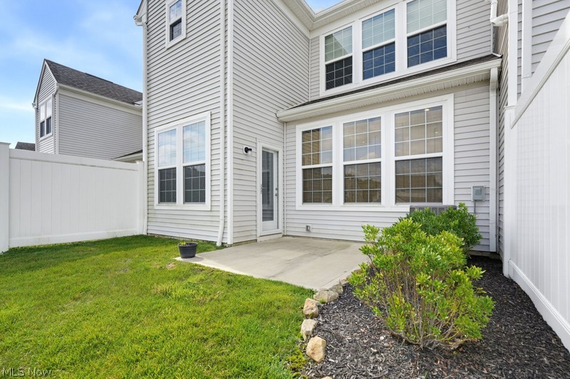 850 Dipper Lane Aurora OH 44202