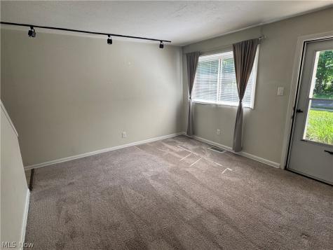 4393 Fairway Drive Cleveland OH 44135