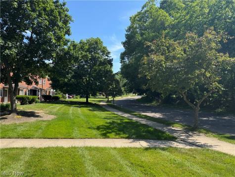 4393 Fairway Drive Cleveland OH 44135